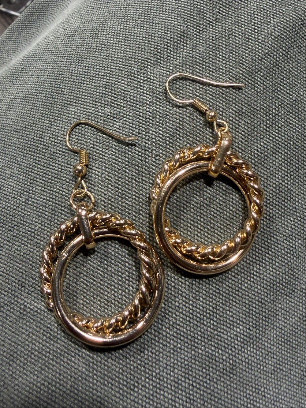 Vintage gold tone double hoop textured earrings